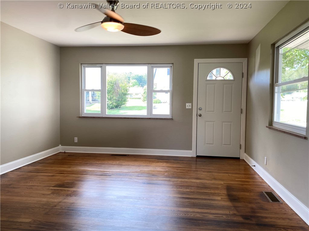 112 Pfost Avenue Ripley, WV 25271 - Photo 3 of 29 Gallery Image 3