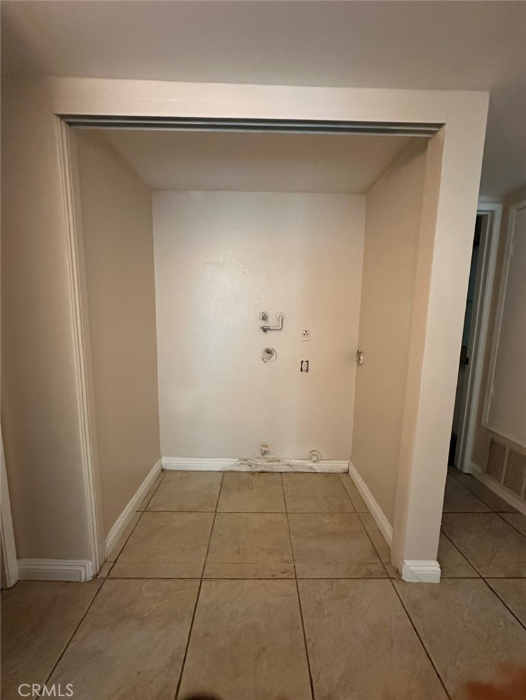 29 Town And Country Road Pomona, CA 91766 - Photo 24 of 24