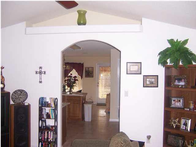 6019 Hamilton Bridge Road Milton, FL 32570 - Photo 4 of 6