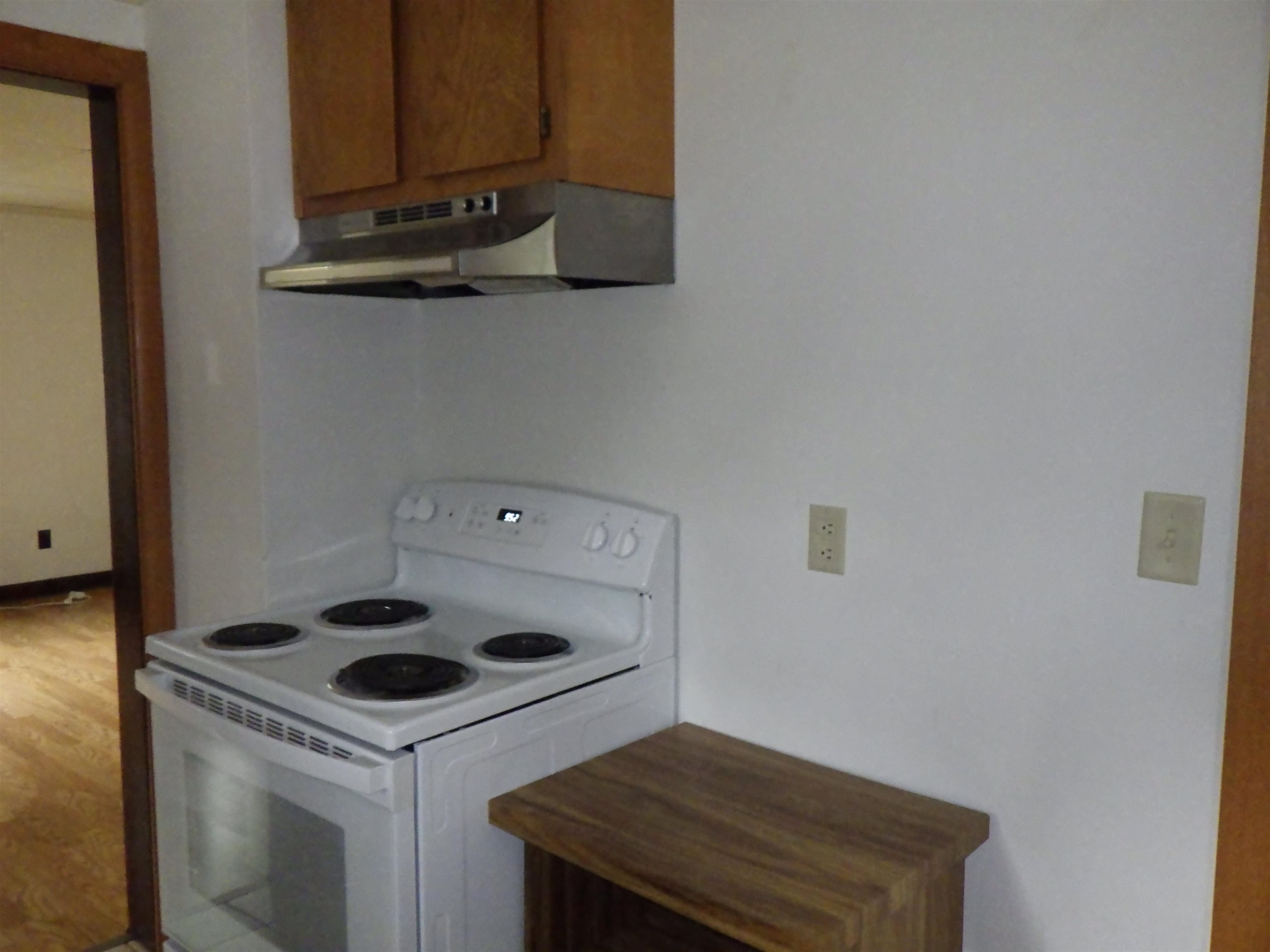 89 Torrey Street Clintonville, WI 54929 - Photo 3 of 13