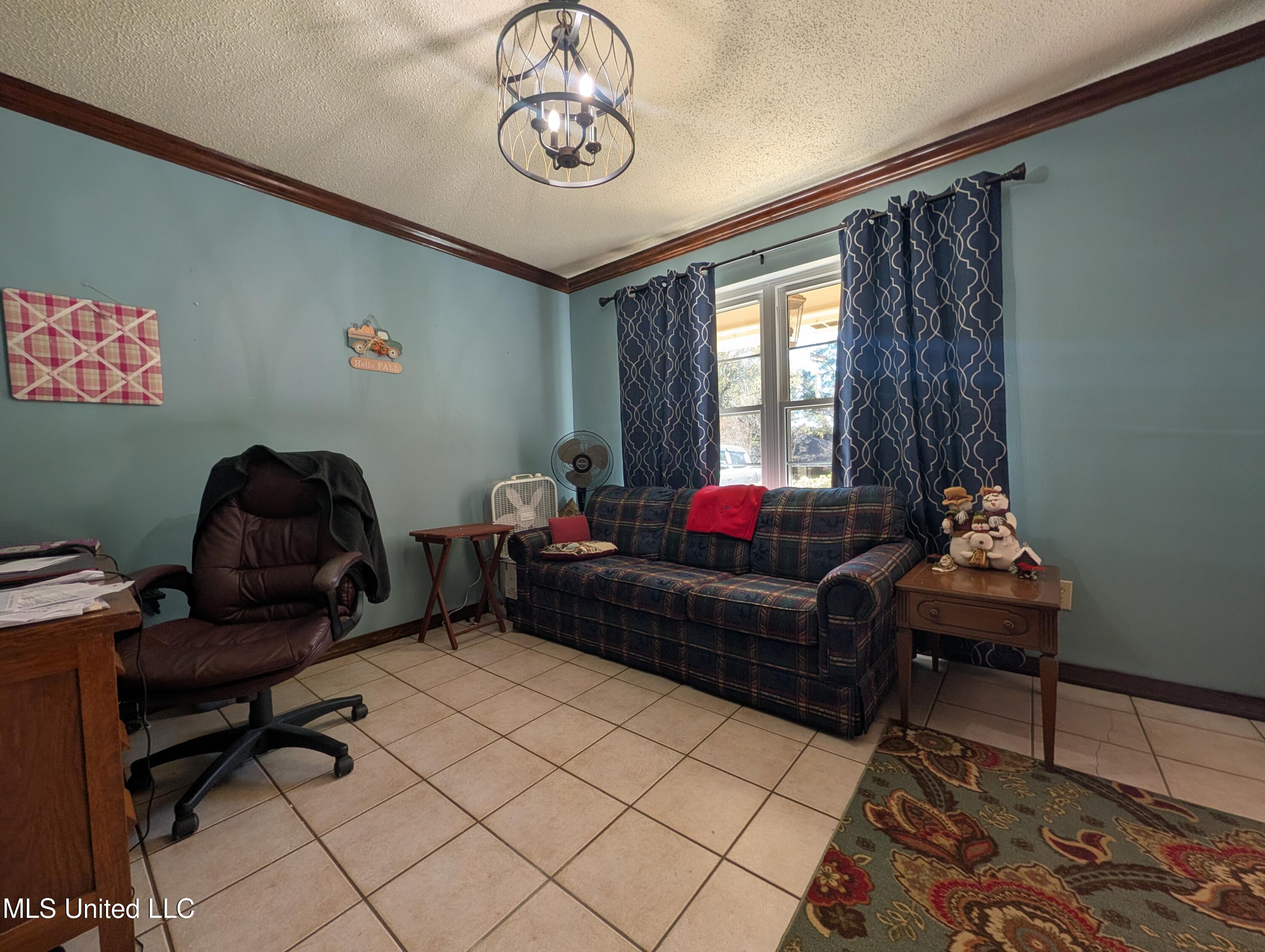 8834 Kipapa Way Diamondhead, MS 39525 - Photo 7 of 30 PXL_20251211_190647071