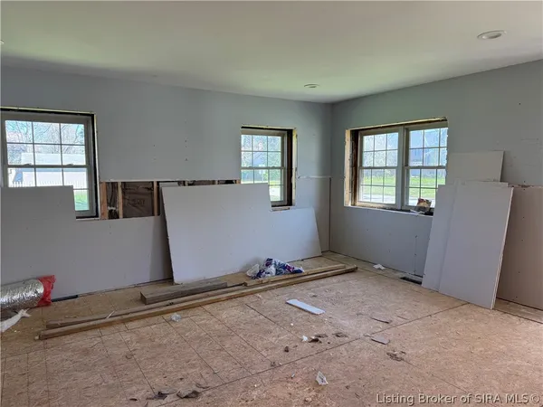 $220,000 | 111 South 2nd Street, Jeffersonville, IN 47130