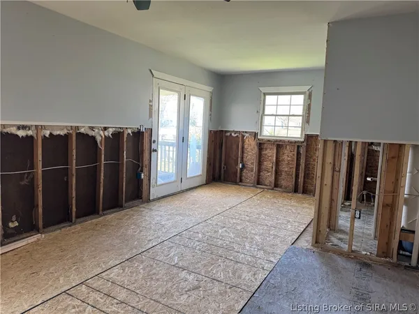 $220,000 | 111 South 2nd Street, Jeffersonville, IN 47130