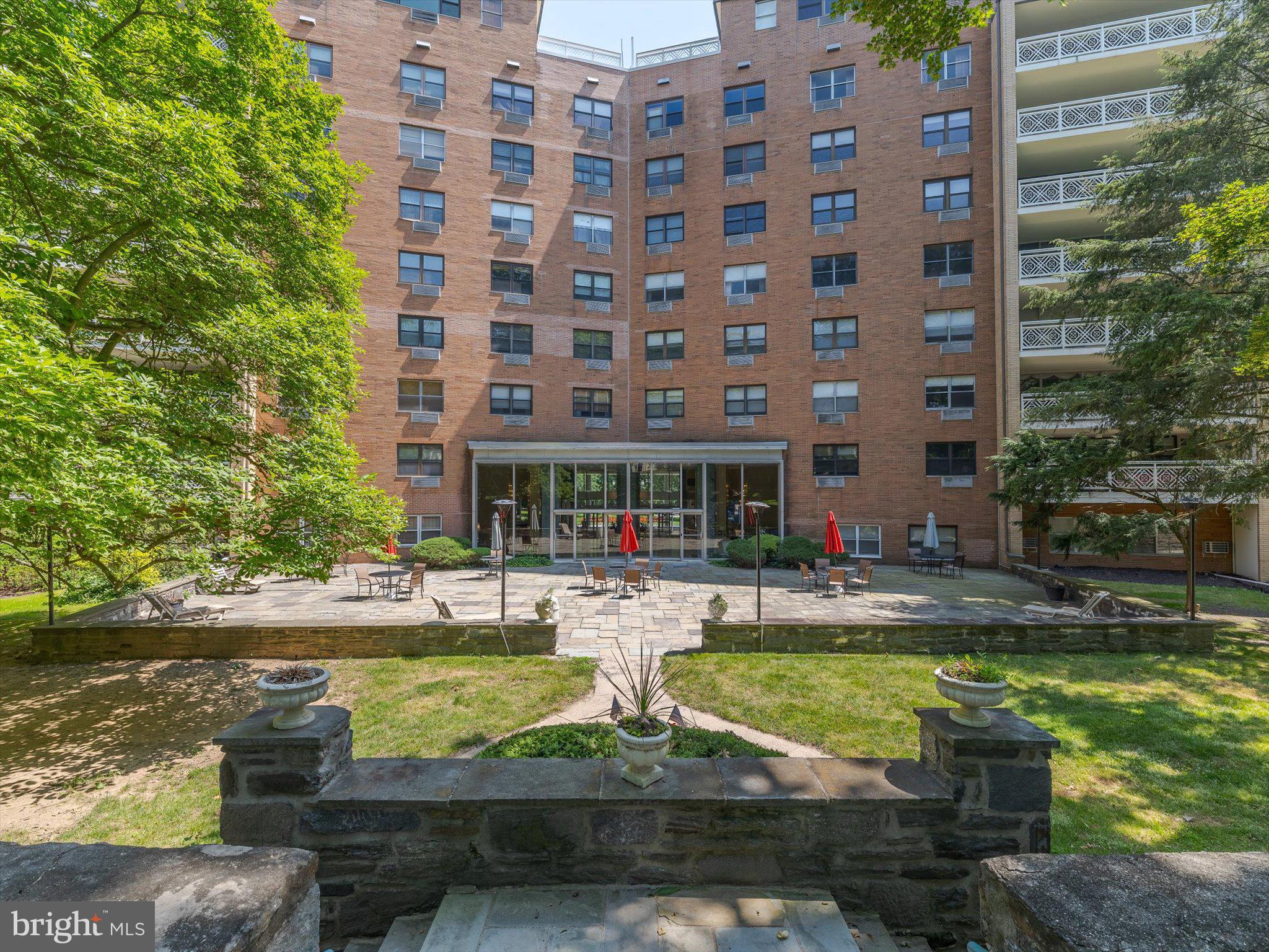 7900 Old York Road, Unit 508B Elkins Park, PA 19027 - Photo 20 of 21 Rear patio