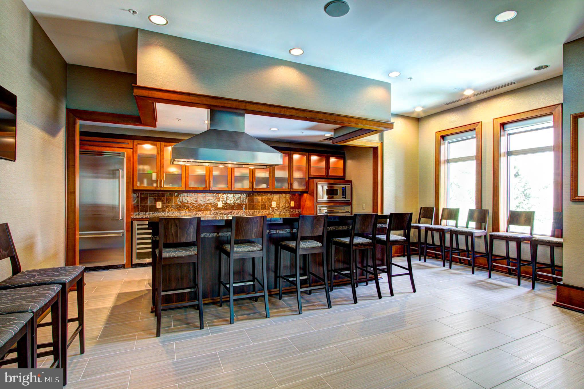11990 Market Street, Unit 1316 Reston, VA 20190 - Photo 25 of 77 Catering Kitchen Bar