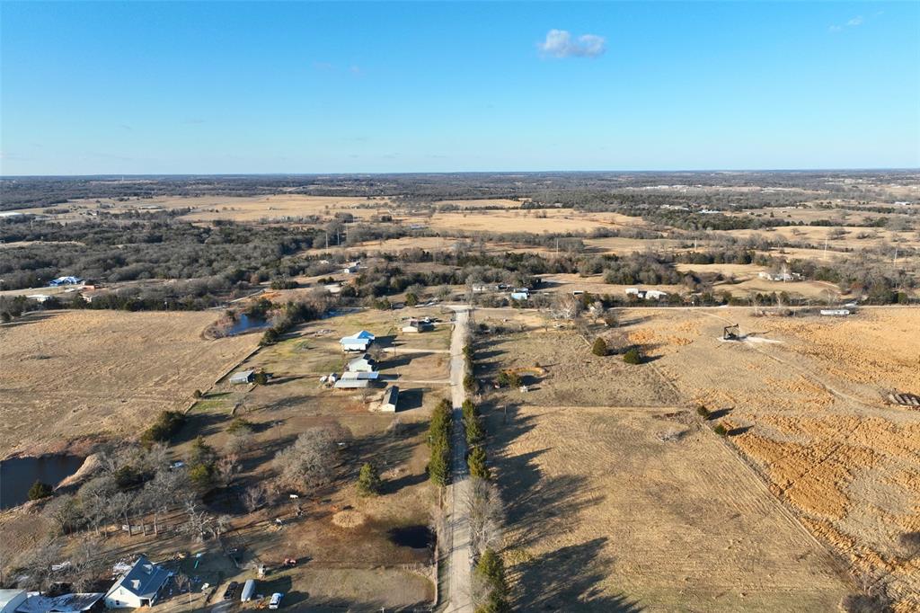 200 The Oil Road Gainesville, TX 76240 - Photo 5 of 5 an aerial view of a ocean