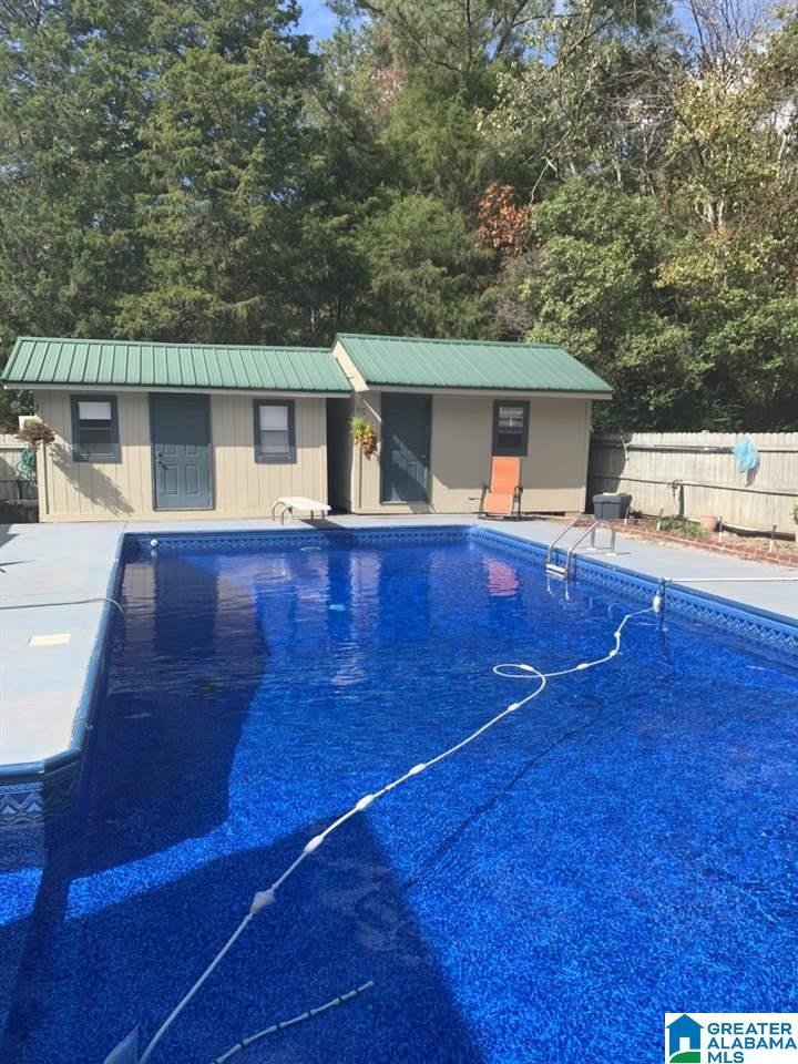 900 Ryecroft Road Pelham, AL 35124 - Photo 2 of 23