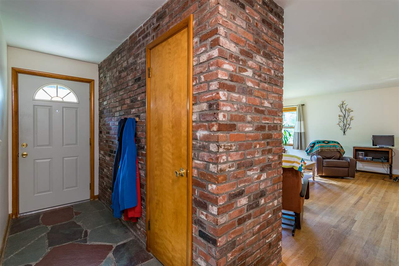 166 Shore Road Burlington, VT 05408 - Photo 19 of 37 Gallery Image 19