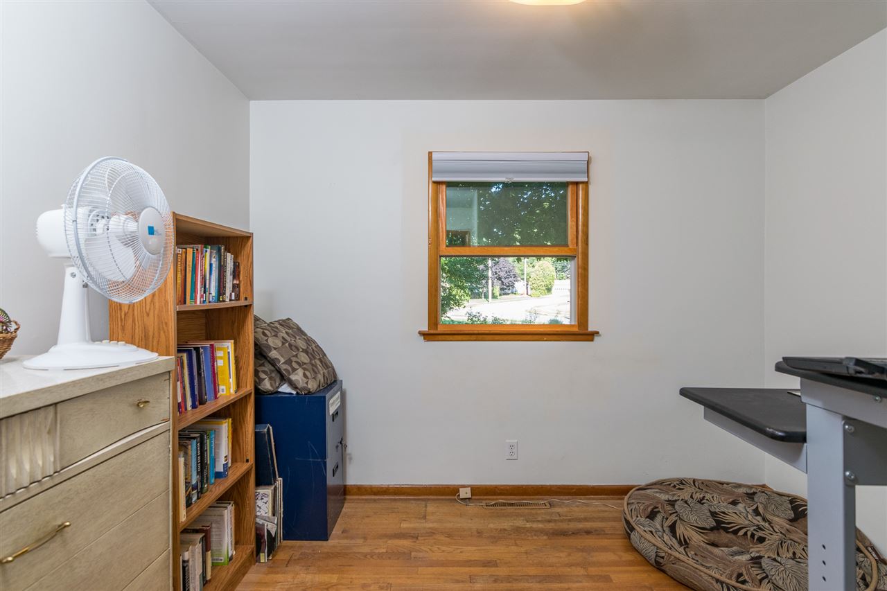 166 Shore Road Burlington, VT 05408 - Photo 31 of 37 Gallery Image 31