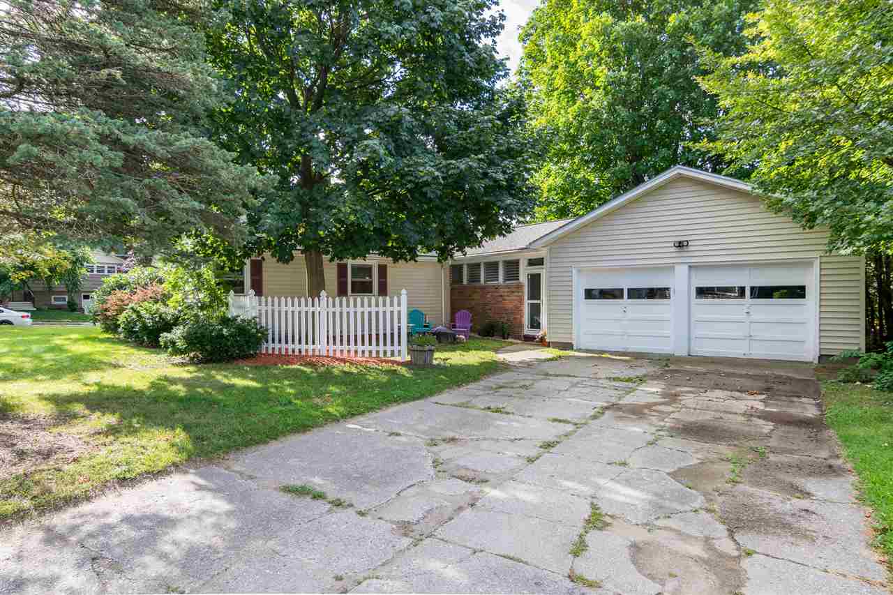 166 Shore Road Burlington, VT 05408 - Photo 7 of 37 Gallery Image 7