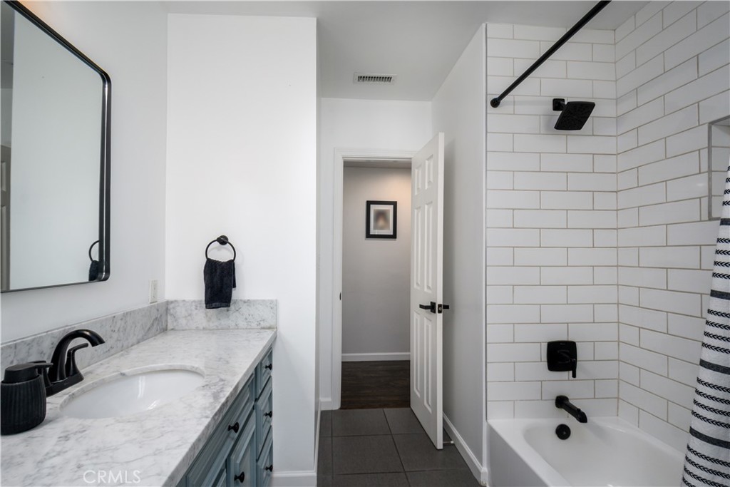 10122 Groveside Avenue Whittier, CA 90603 - Photo 20 of 37 Guest Bathroom View 2