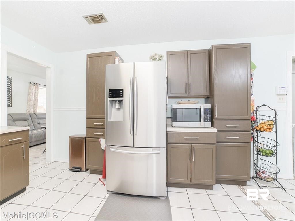5371 Saticoy Drive Mobile, AL 36609 - Photo 5 of 14