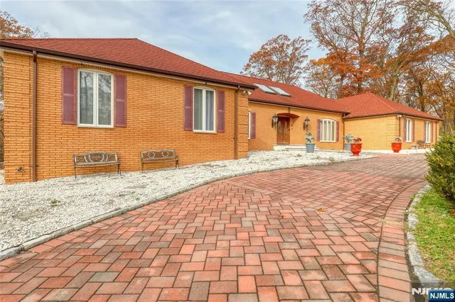 $24,000 | 91 Chestnut Ridge Road, Saddle River, NJ 07458