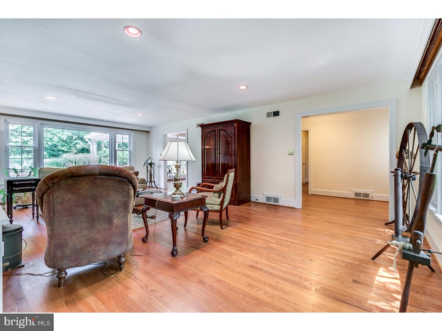 1 Maple Ridge Way West Chester, PA 19382 - Photo 4 of 25 Gallery Image 4