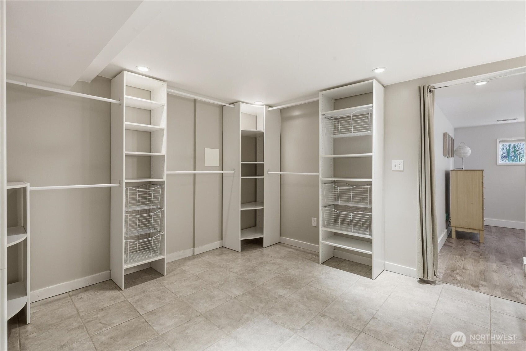 4725 Southwest Graham Street Seattle, WA 98136 - Photo 23 of 39 Gallery Image 23