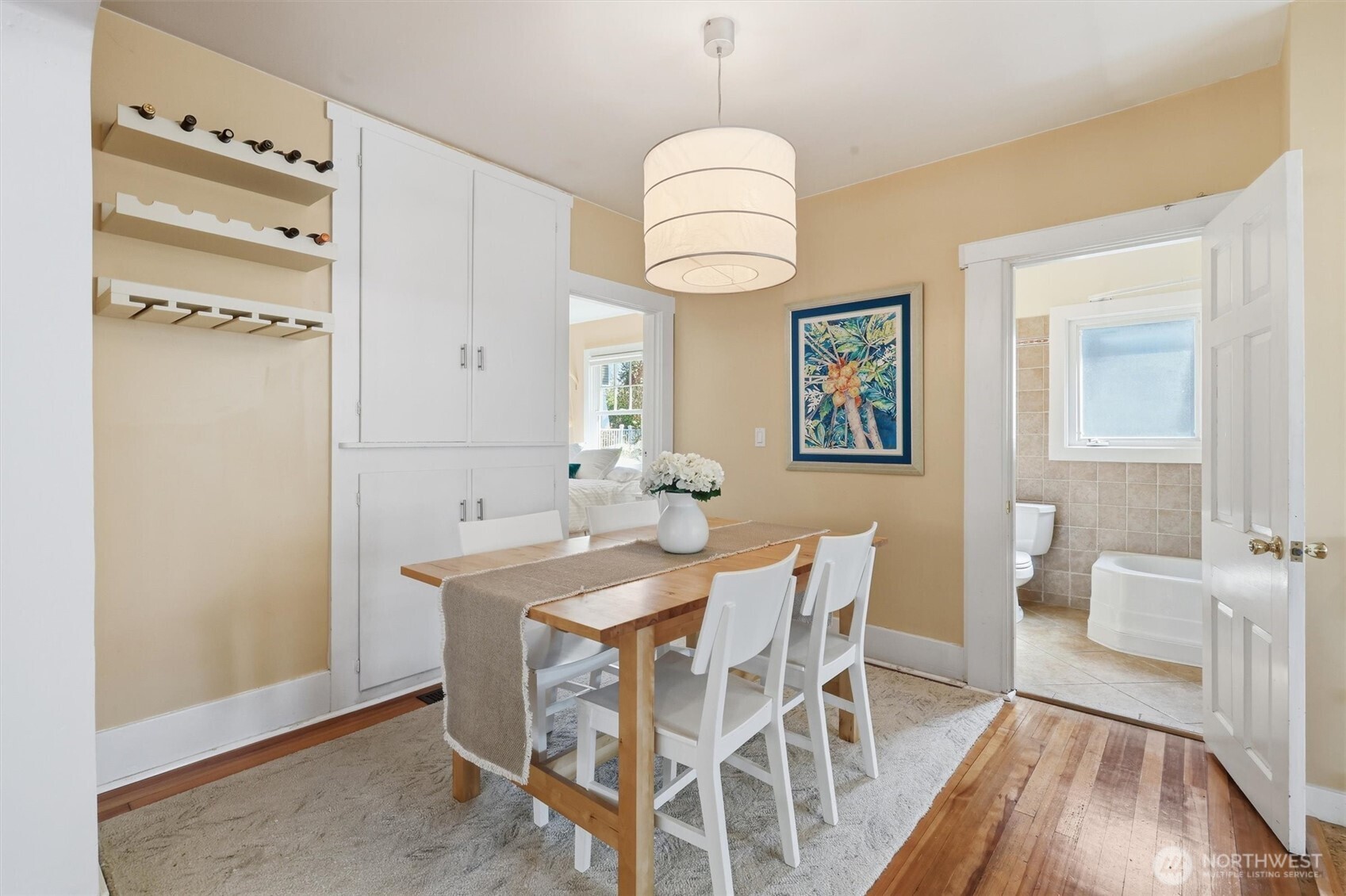 4725 Southwest Graham Street Seattle, WA 98136 - Photo 8 of 39 Gallery Image 8