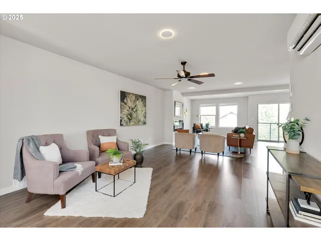 $439,900 | 17310 Southeast Crossroads Avenue, Happy Valley, OR 97089