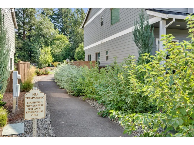 $439,900 | 17310 Southeast Crossroads Avenue, Happy Valley, OR 97089