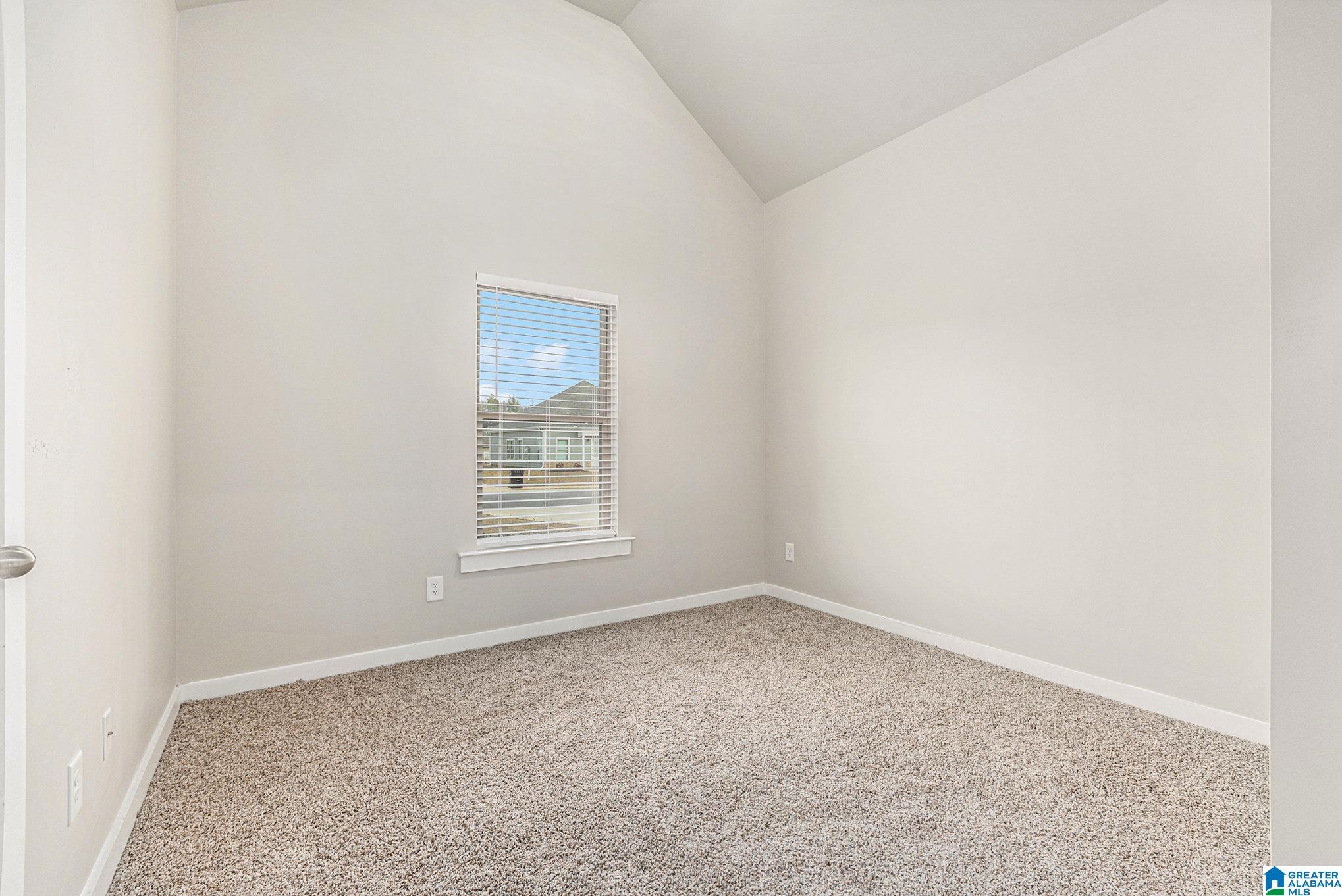 120 Avalon Way Clanton, AL 35045 - Photo 13 of 19