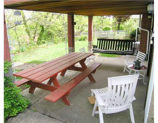 46 Rose Leaf Road Pittsburgh, PA 15220 - Photo 13 of 14 Patio/Deck.