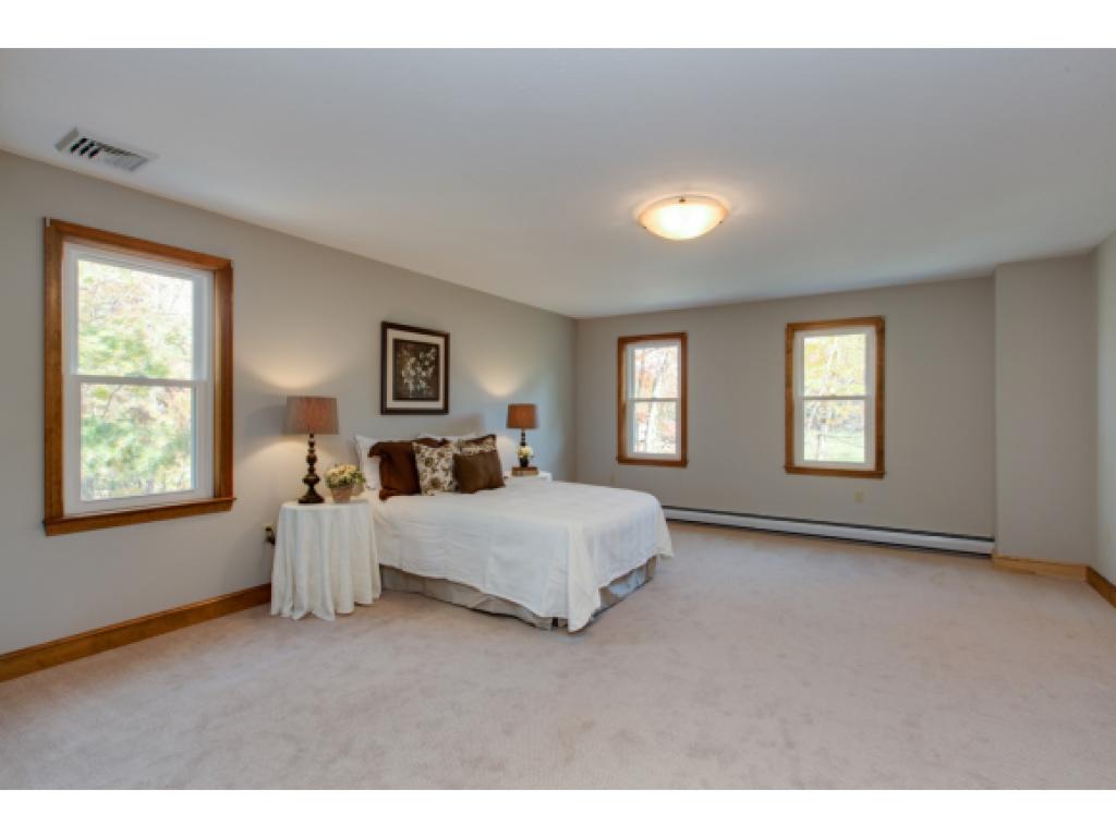 4 Coventry Lane Derry, NH 03038 - Photo 20 of 33 Gallery Image 20