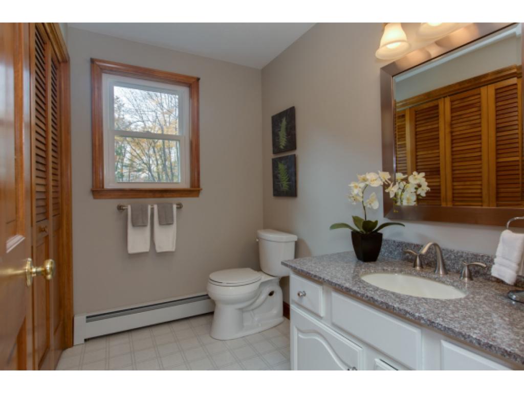 4 Coventry Lane Derry, NH 03038 - Photo 25 of 33 Gallery Image 25