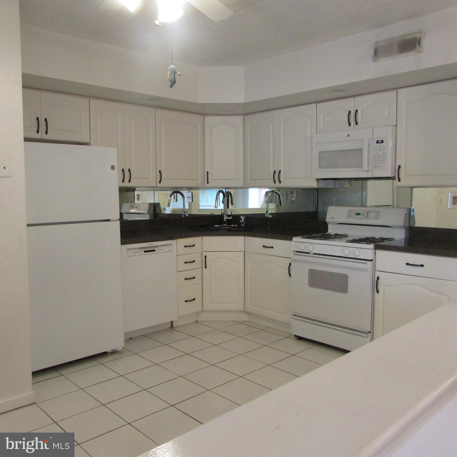 1225 Norwalk Road, Unit 15A Philadelphia, PA 19115 - Photo 12 of 25