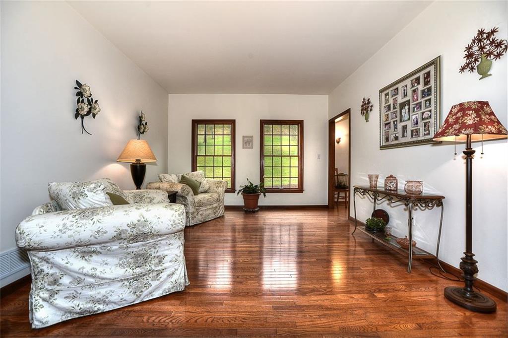 378 Markle Road Apollo, PA 15613 - Photo 4 of 25 Gallery Image 4