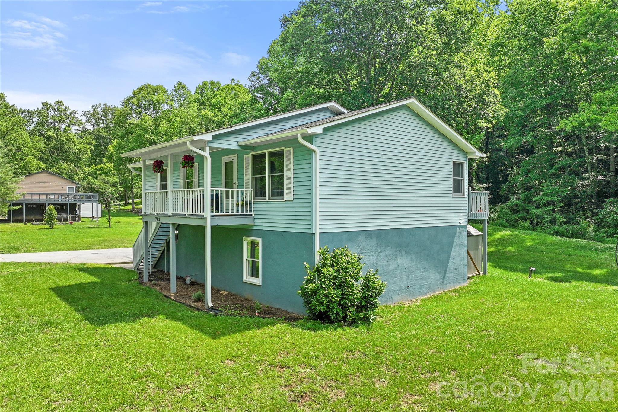 763 Bee Tree Road Swannanoa, NC 28778 - Photo 3 of 30