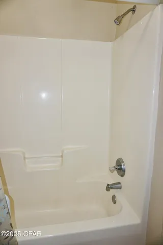 $95,000 | 40 West Barnes Avenue, Chattahoochee, FL 32324