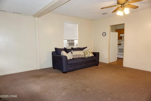 $95,000 | 40 West Barnes Avenue, Chattahoochee, FL 32324