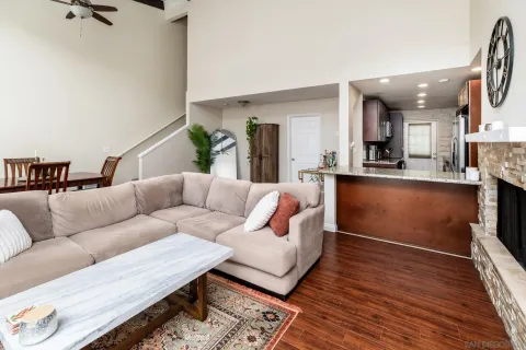 $699,999 | 2544 Navarra Drive, Unit 4, Carlsbad, CA 92009