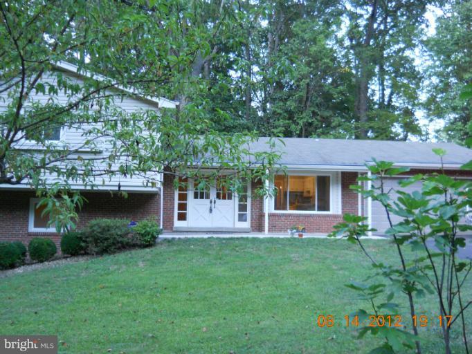 18323 Cabin Road Triangle, VA 22172 - Photo 14 of 30 Exterior (Front)