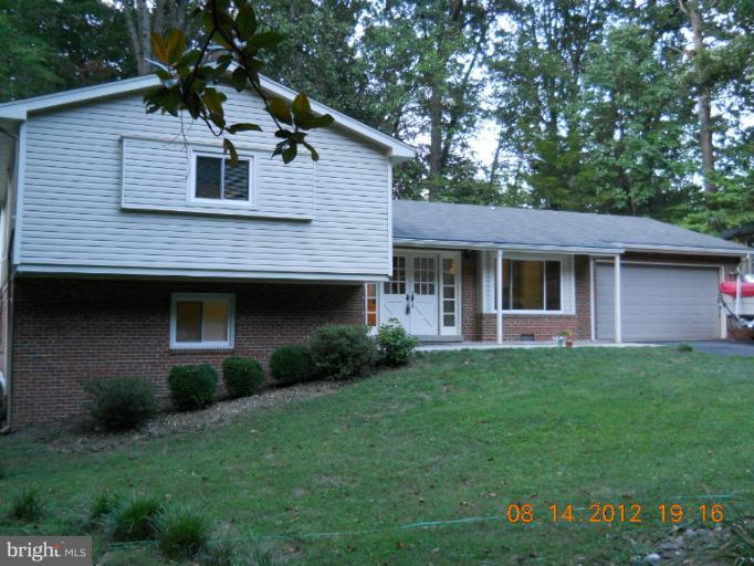 18323 Cabin Road Triangle, VA 22172 - Photo 25 of 30 Exterior (Front)