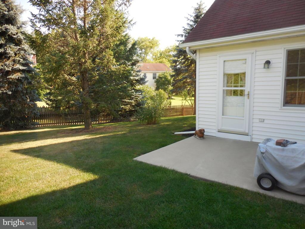 13 Southfield Road Lebanon, PA 17042 - Photo 7 of 20 Gallery Image 7