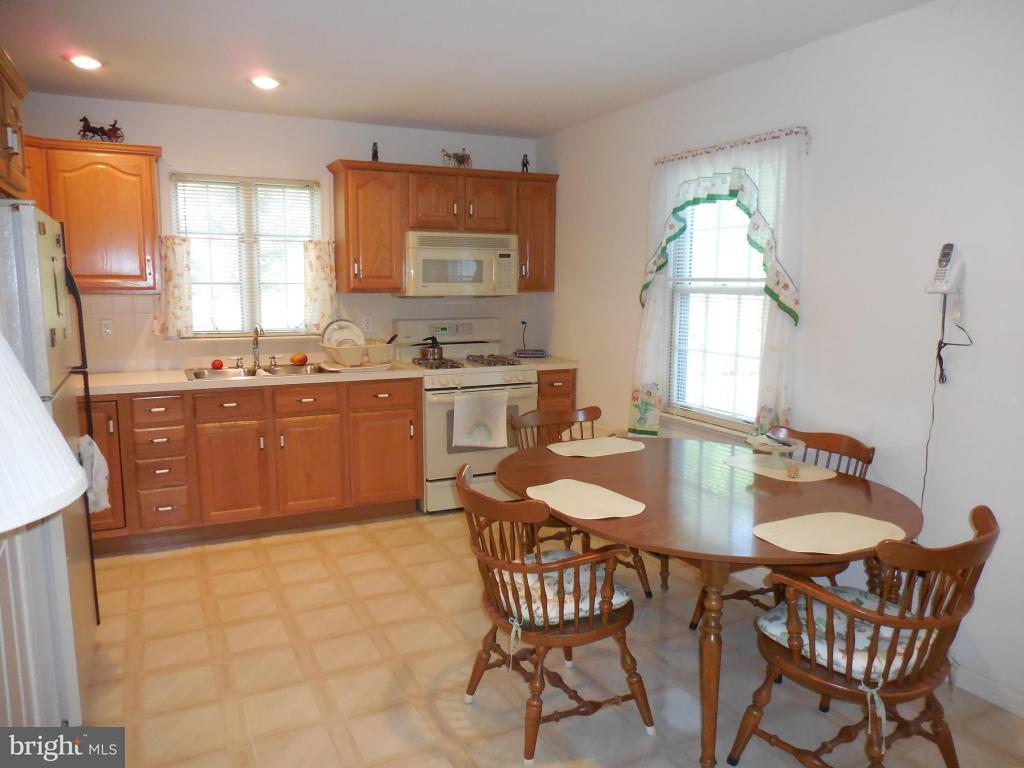 13 Southfield Road Lebanon, PA 17042 - Photo 10 of 20 Gallery Image 10