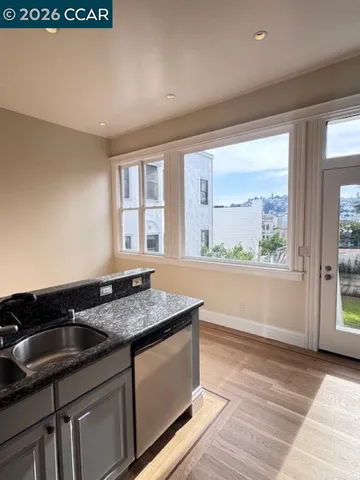 $13,000 | 3651 16th Street, San Francisco, CA 94114
