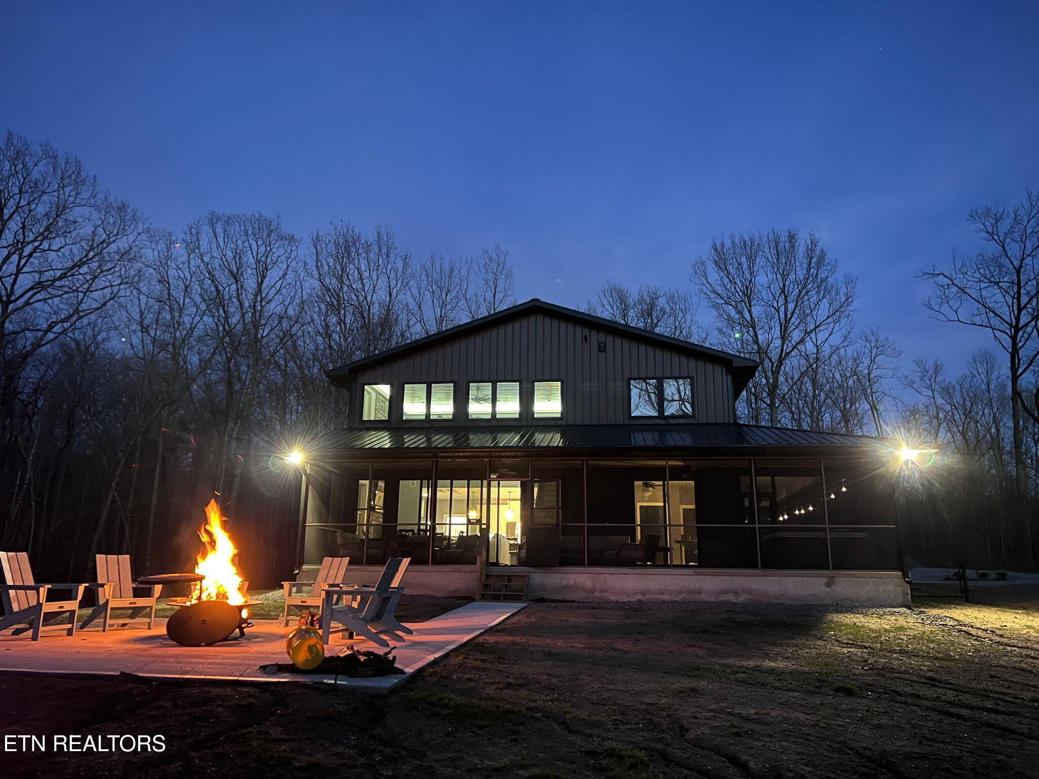 1532 East Overlook Road Monterey, TN 38574 - Photo 2 of 57 1532 E overlook nighttime