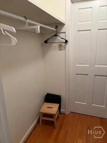 $2,500 | 1 Washington Avenue, Unit GARAGE, Savannah, GA 31405