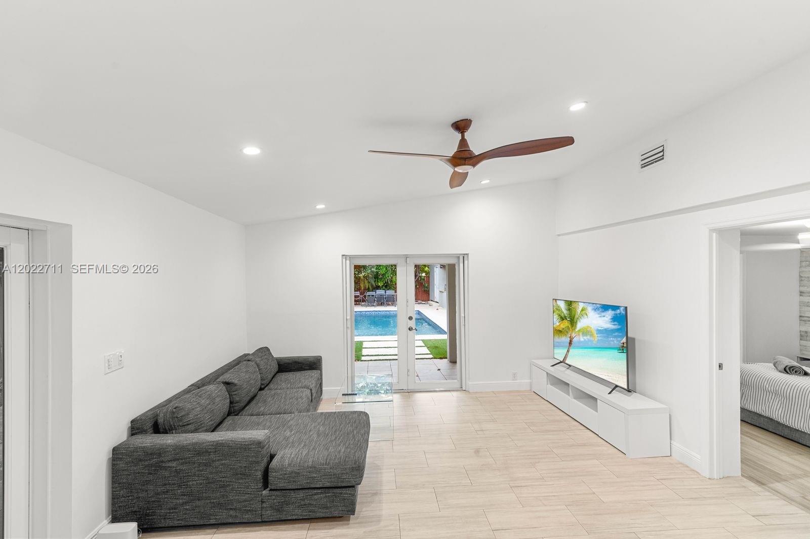 443 Northeast 71st Street Miami, FL 33138 - Photo 10 of 32