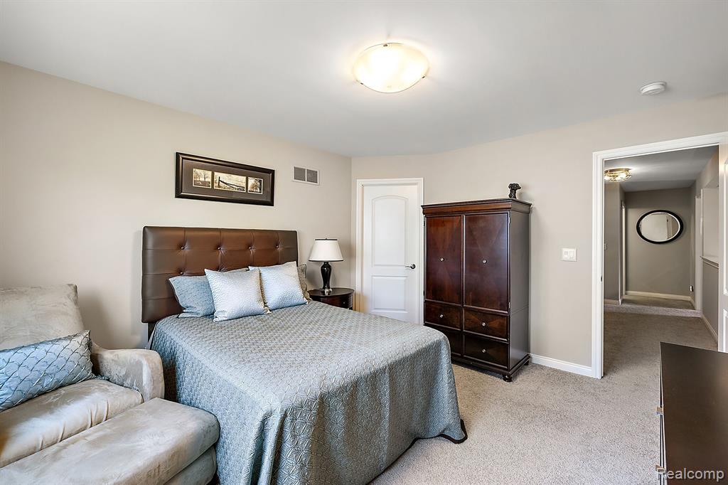 3680 Windingbrook Circle Rochester Hills, MI 48309 - Photo 57 of 63 Gallery Image 57