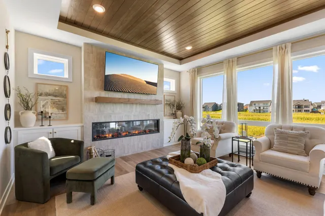 $899,900 | 19533 Hamburg Avenue, Lakeville, MN 55044