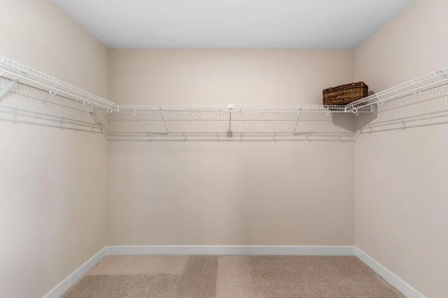 $899,900 | 19533 Hamburg Avenue, Lakeville, MN 55044