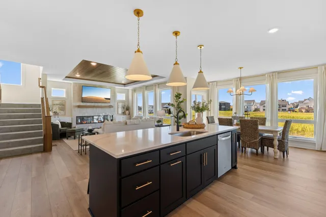 $899,900 | 19533 Hamburg Avenue, Lakeville, MN 55044