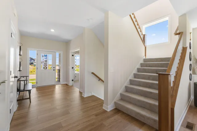 $899,900 | 19533 Hamburg Avenue, Lakeville, MN 55044