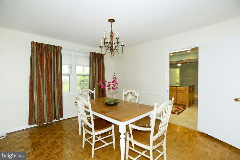 13809 Bethpage Lane Silver Spring, MD 20906 - Photo 8 of 29 Dining Room