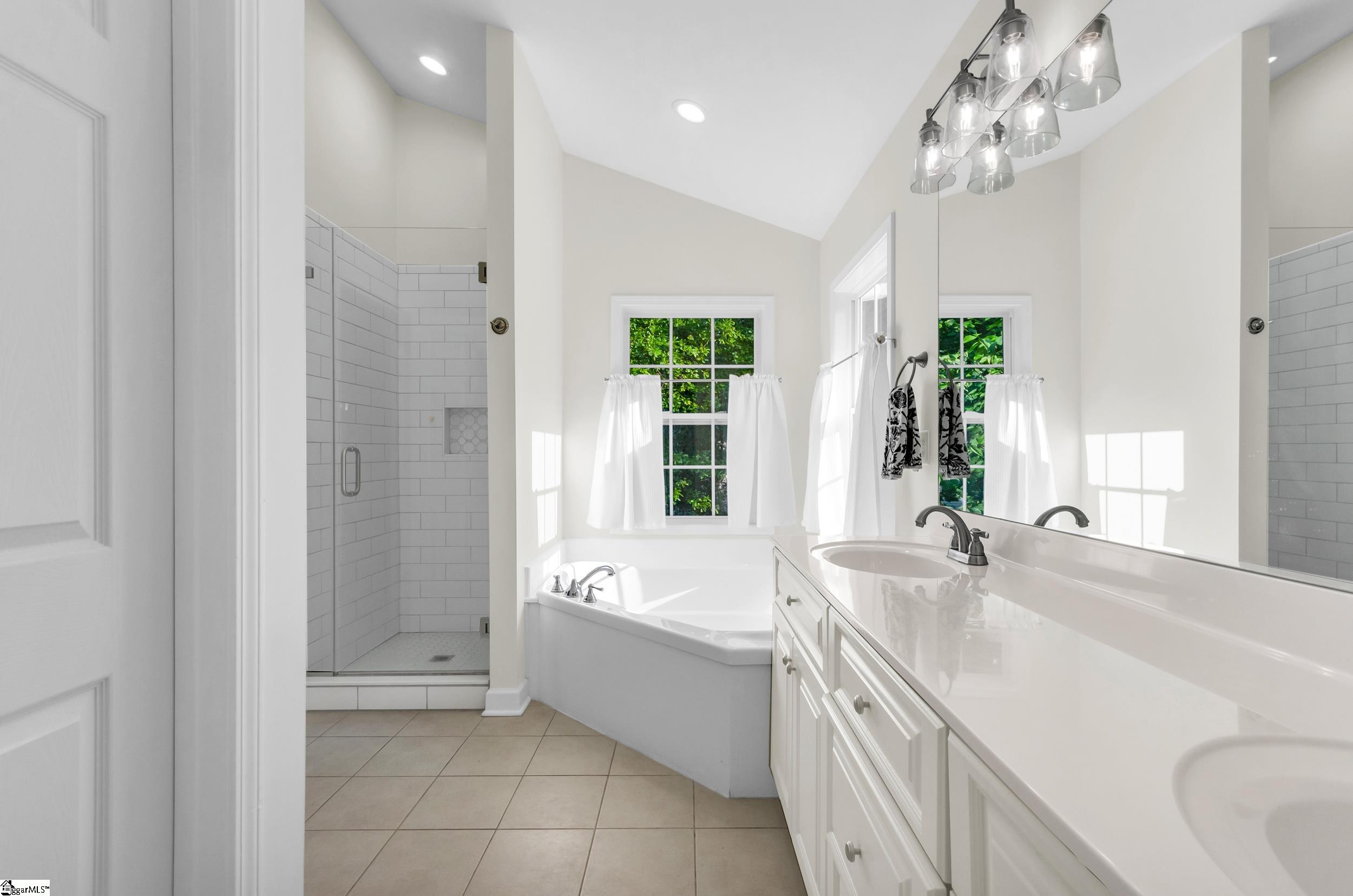 304 Camperdown Court Easley, SC 29642 - Photo 19 of 42 Gallery Image 19