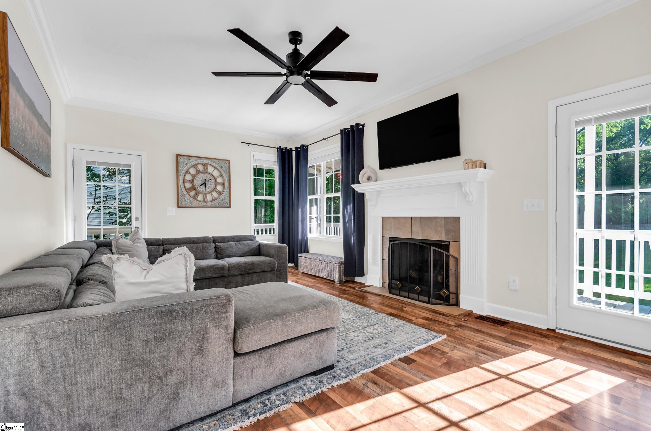 304 Camperdown Court Easley, SC 29642 - Photo 3 of 42 Gallery Image 3