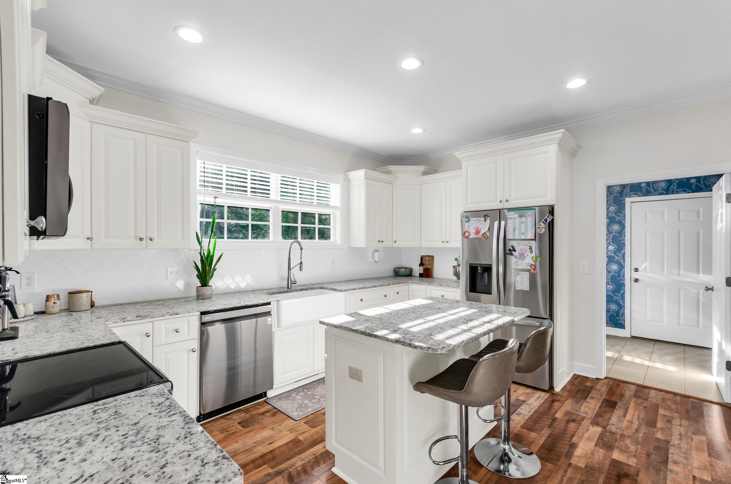 304 Camperdown Court Easley, SC 29642 - Photo 10 of 42 Gallery Image 10
