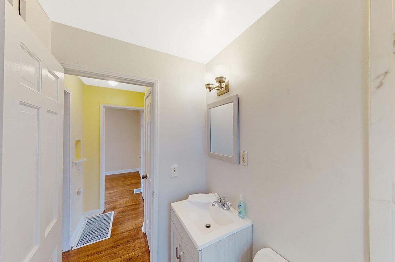 3335 Werk Road Cincinnati, OH 45211 - Photo 13 of 22